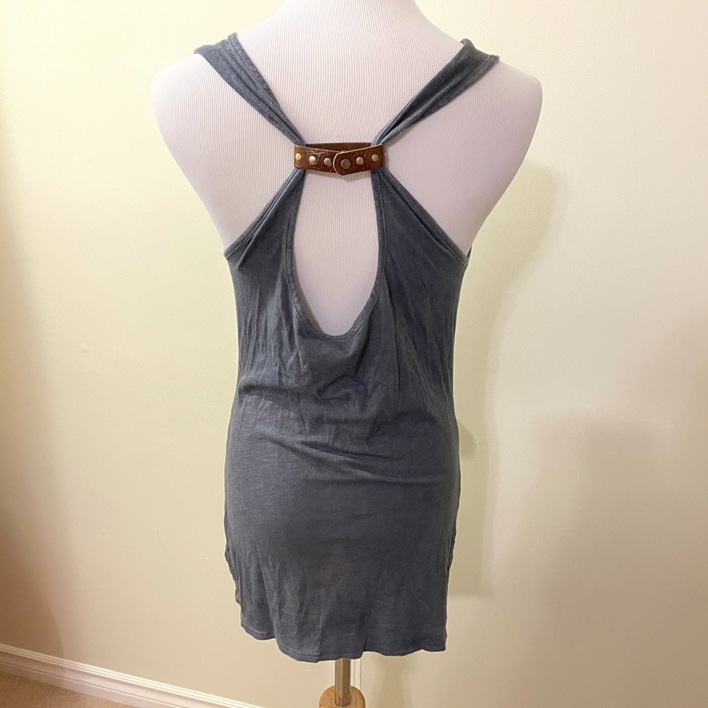 Sfrd scoop front tank top with small leather back closure